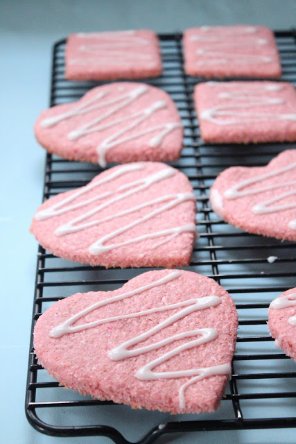 Coconut valentines cookies from eatgood4life.com