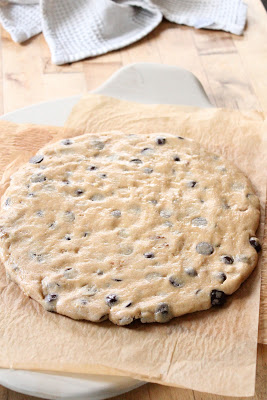 Giant Chocolate Chip Cookie