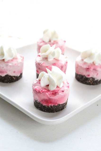 no bake mini raspberry cheesecakes
