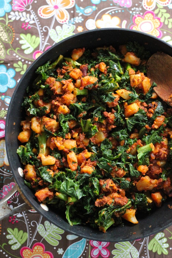 Kale and soy chorizo hash