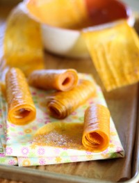 Homemade mango roll-ups: Eatgood4life.com