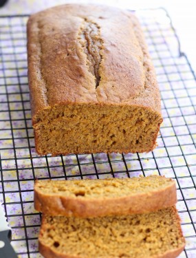 Low fat pumpkin bread+3jpg: Eatgood4life.com