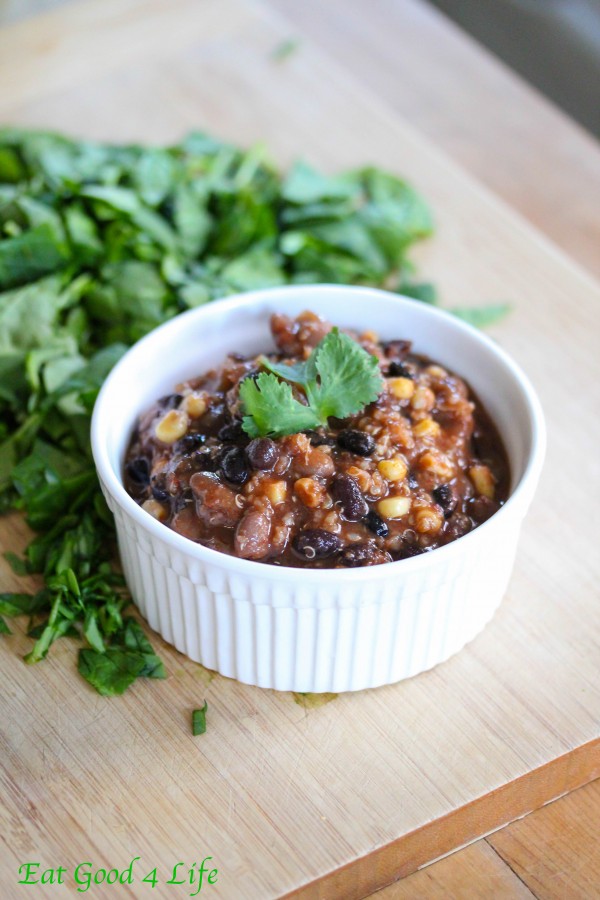 Slow cooker bean and quinoa chili  