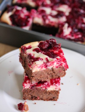 Cranberry cheesecake browniesjpeg: Eatgood4life.com
