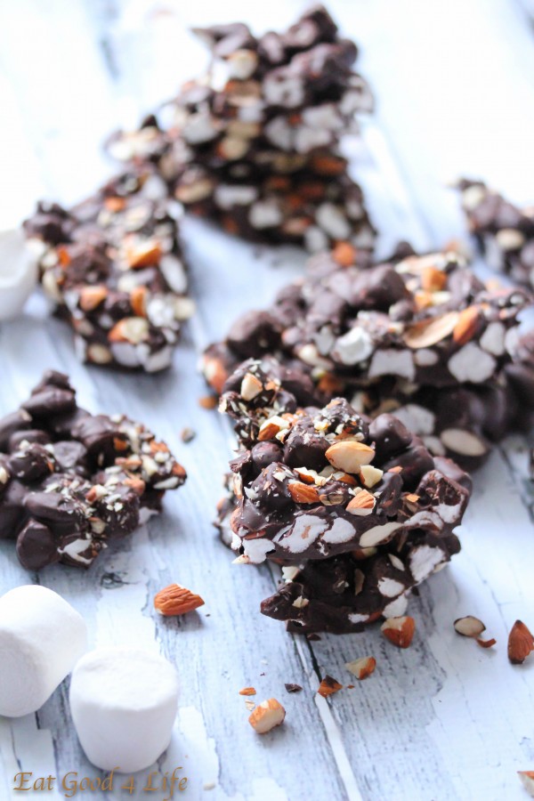 Dark chocolate, marshmallow and almond bark