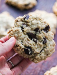 gluten free oatmeal and chocolate chunk cookies 1: Eatgood4life.com