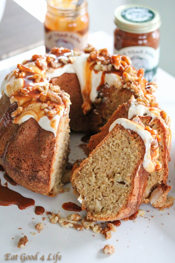 apple and caramel pound cake 