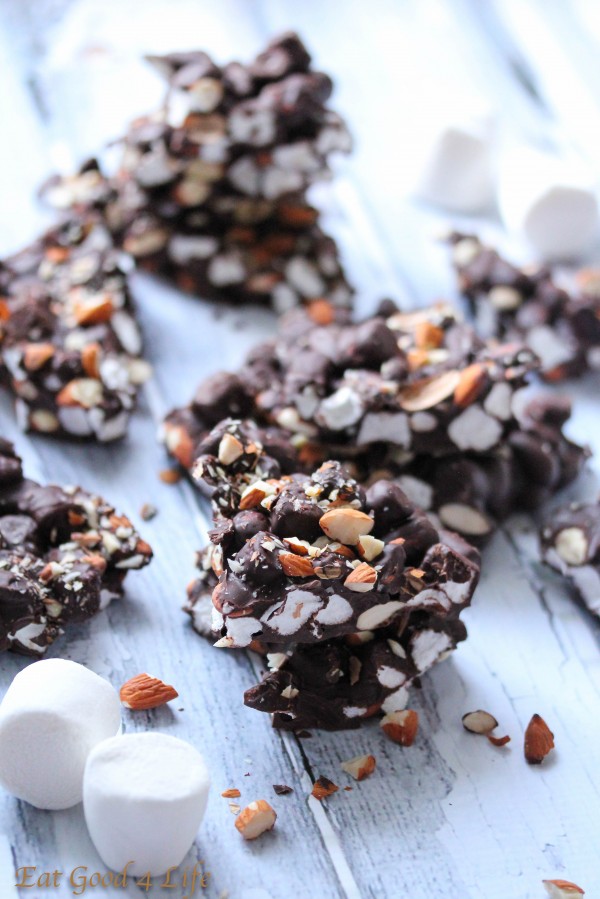 Dark chocolate, marshmallow and almond bark 