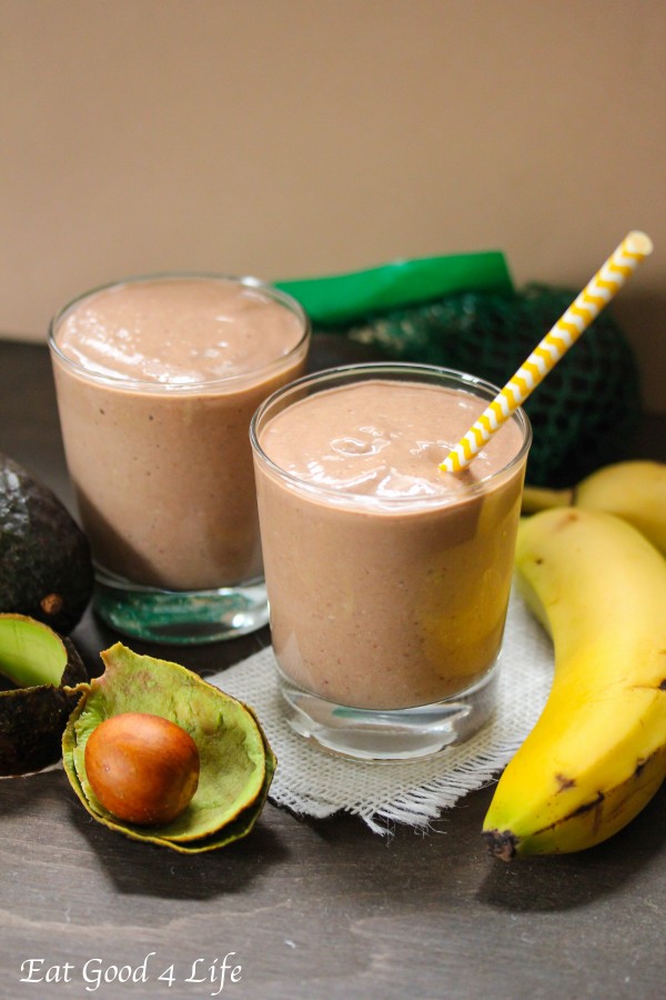 Avocado and chocolate smoothie from eatgood4life.com