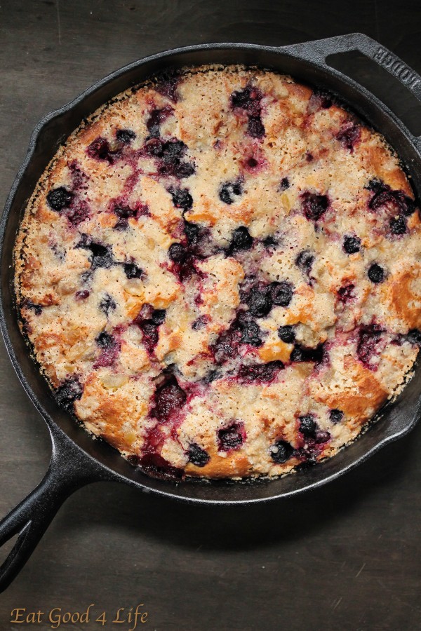 Mixed berry and ginger cast iron crumb cake