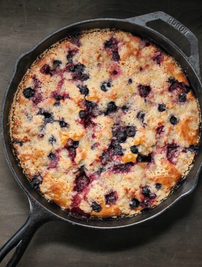 Mixed berry ginger crumb cake from eatgood4life.com