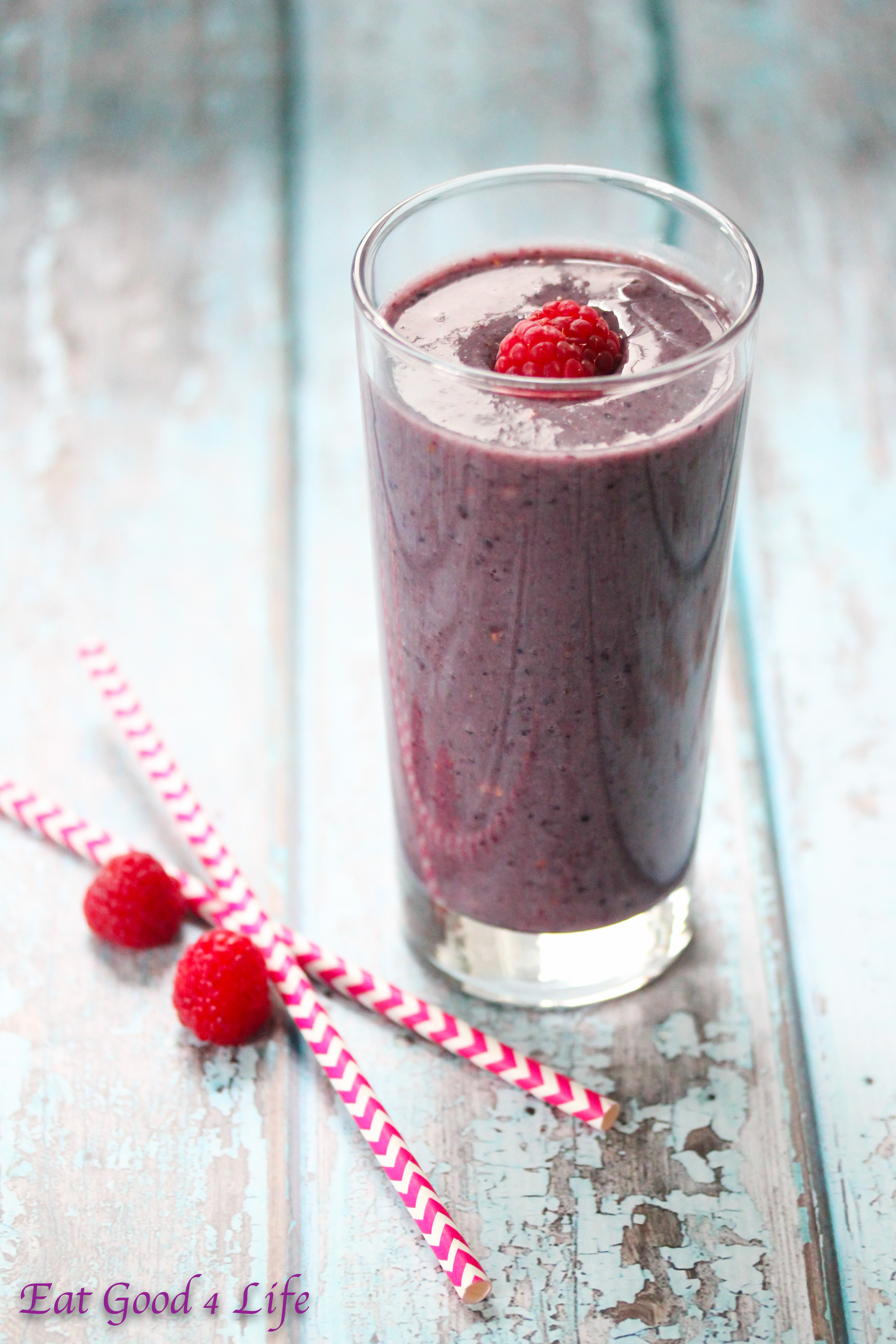 Mixed berry smoothie