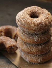 Baked chai donuts