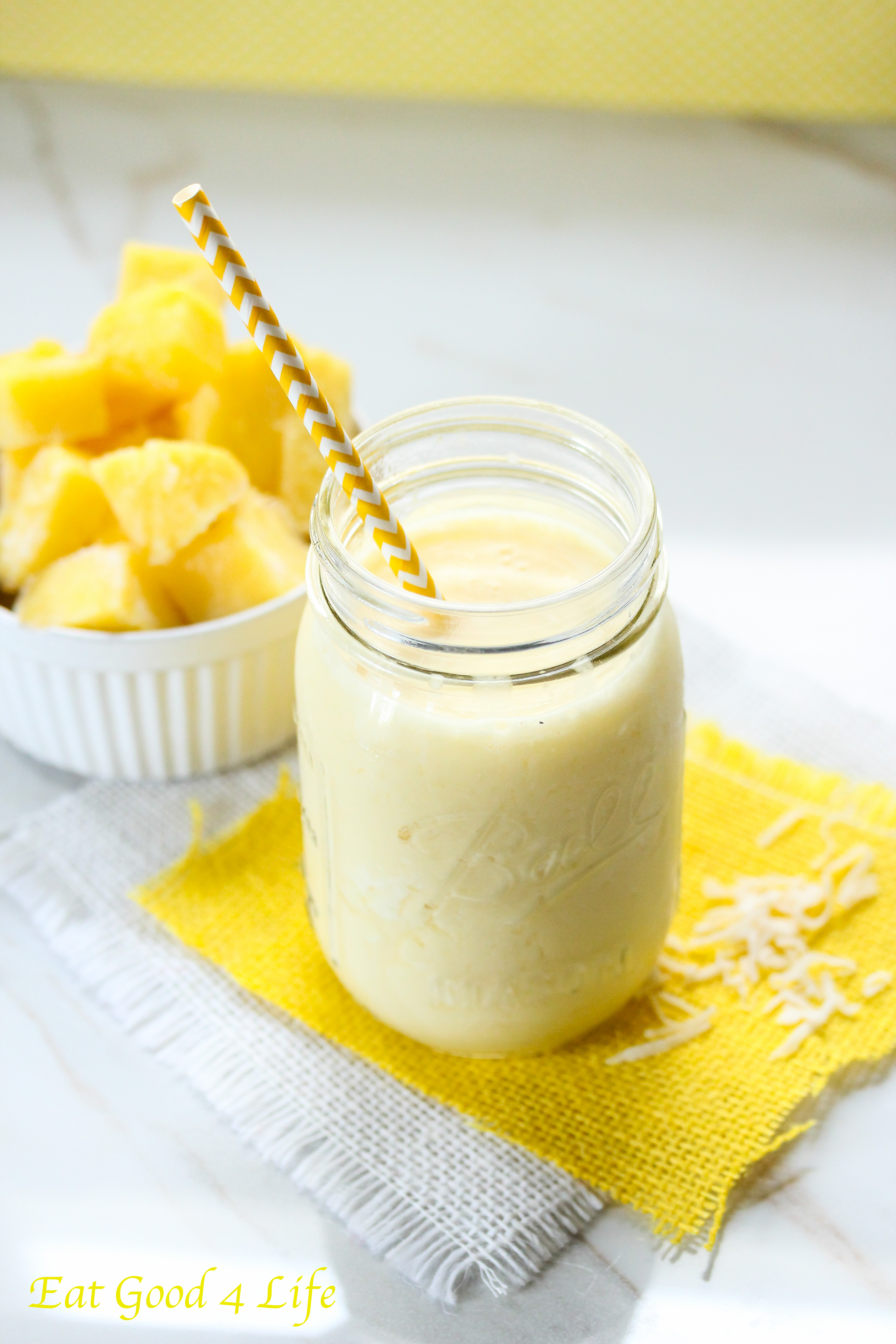 pineapple coconut slushy