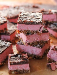 Raspberry cream bars