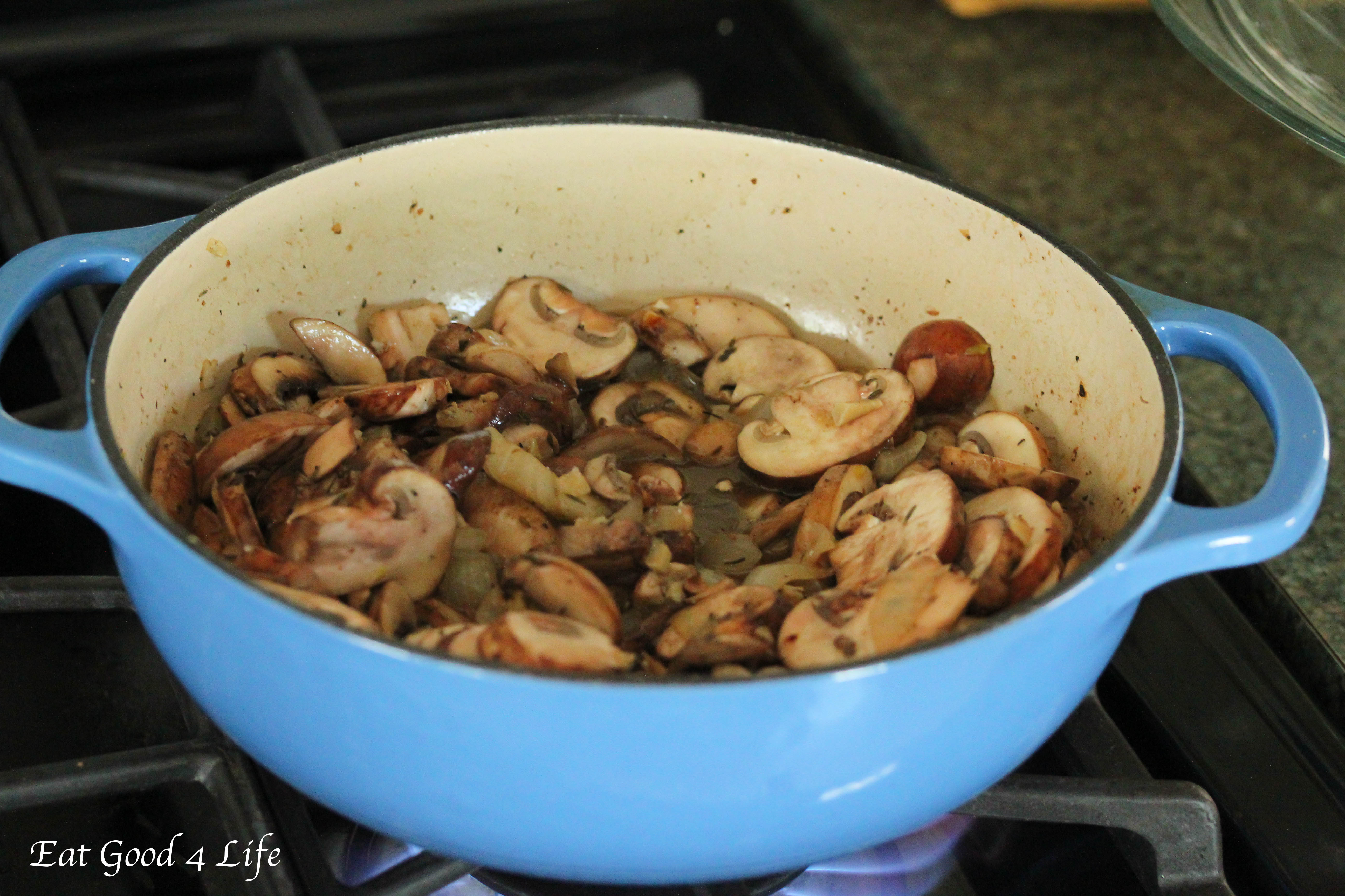 risotto-mushroom-cooking