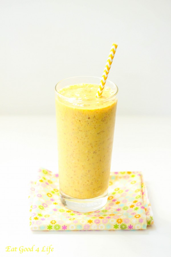 Mango and coconut smoothie