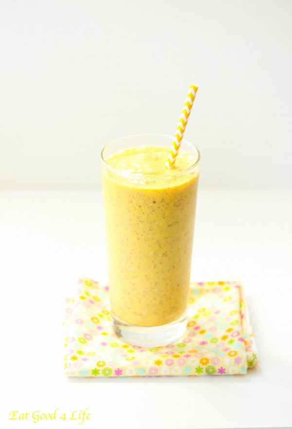 Mango and coconut smoothie