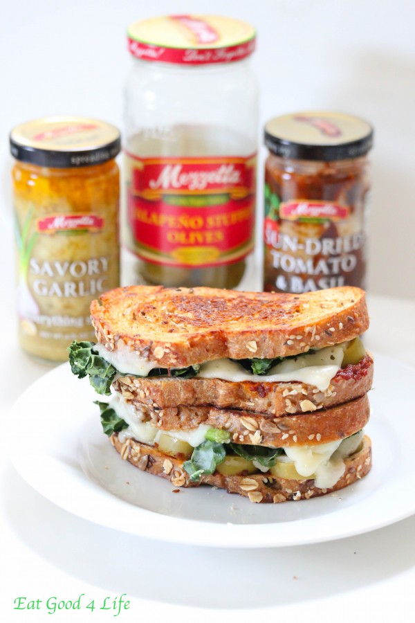 kale and sun dried tomato sandwich