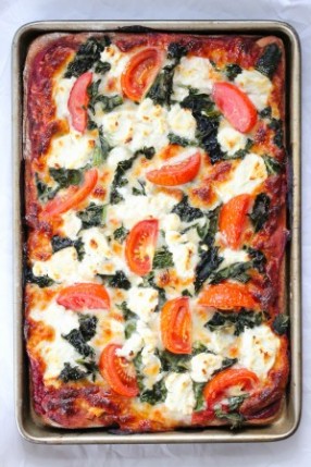 kale goat cheese pizza