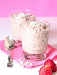 Strawberry and banana overnight oats