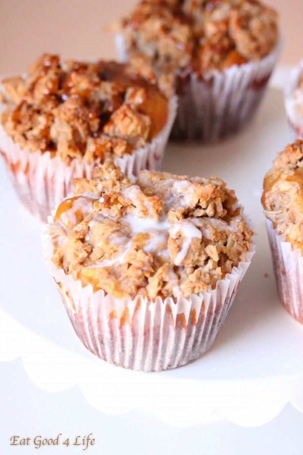 Apple coffee cake jumbo muffins