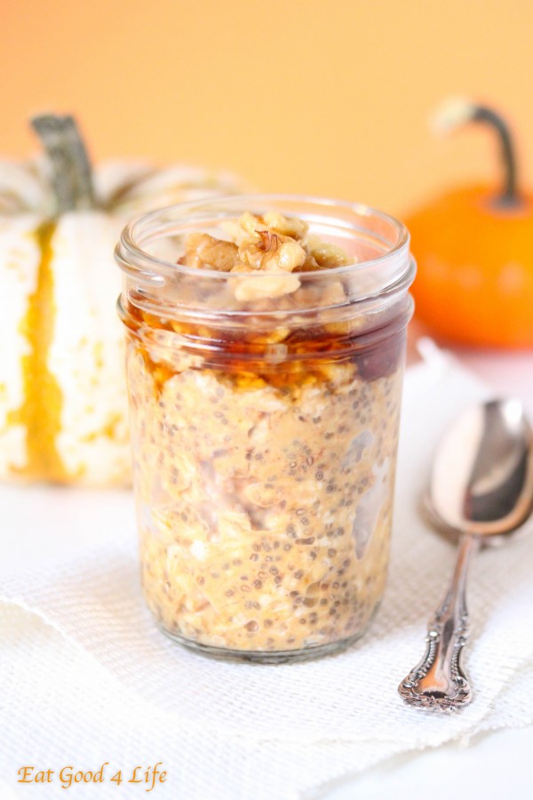 pumpkin pie overnight oats- Gluten free and vegan. Done in just 5 minutes and no cooking required.