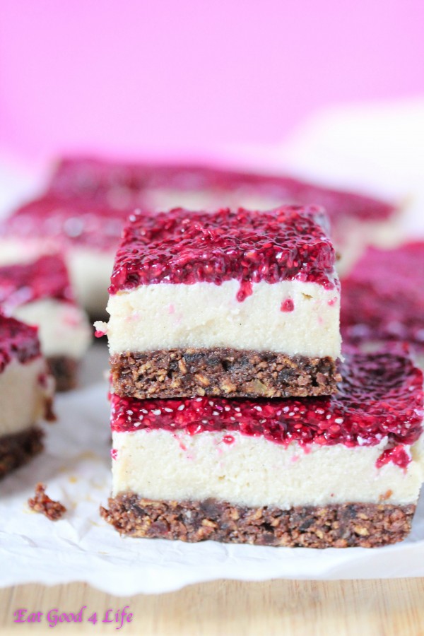 Raw Vegan Vanilla Cheesecake 