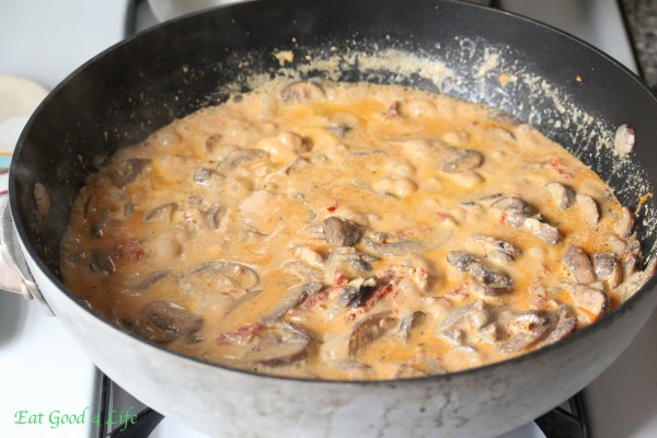 creamy-mushroom-sun-dried-sauce