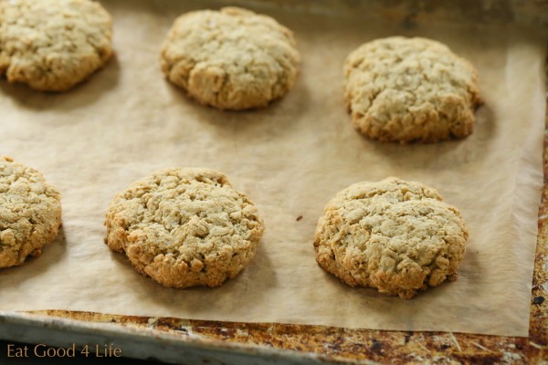 Almond oat cookies, gluten free | Eat Good 4 Life