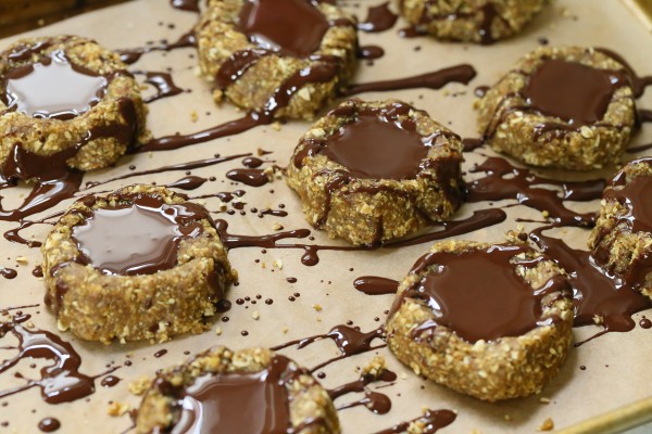 No bake chocolate almond butter thumbprint cookies | Eat Good 4 Life