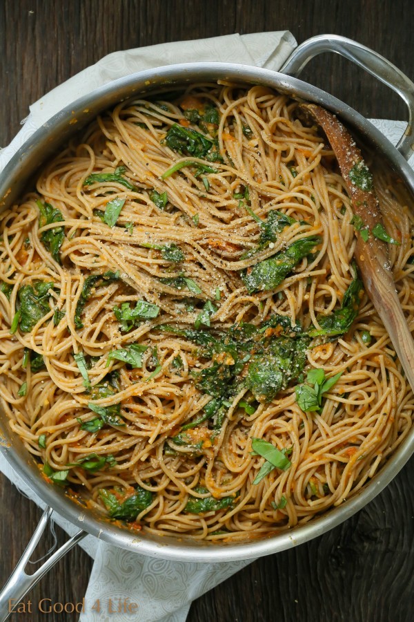 Spinach pasta with homemade tomato sauce | Eat Good 4 Life