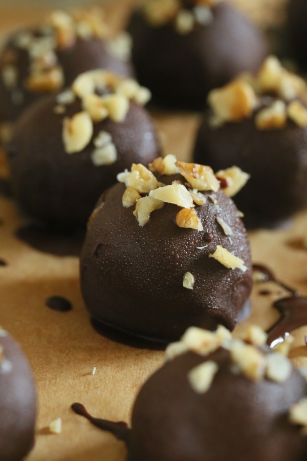 Caramel almond butter chocolate truffles | Eat Good 4 Life