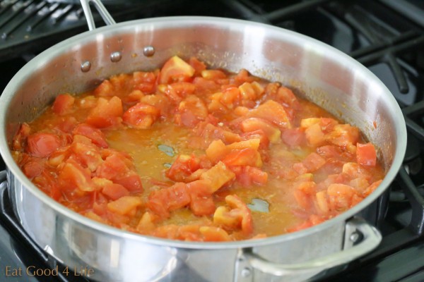 Spinach pasta with homemade tomato sauce | Eat Good 4 Life