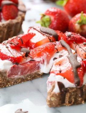 No bake mini strawberry pies | Eat Good 4 Life