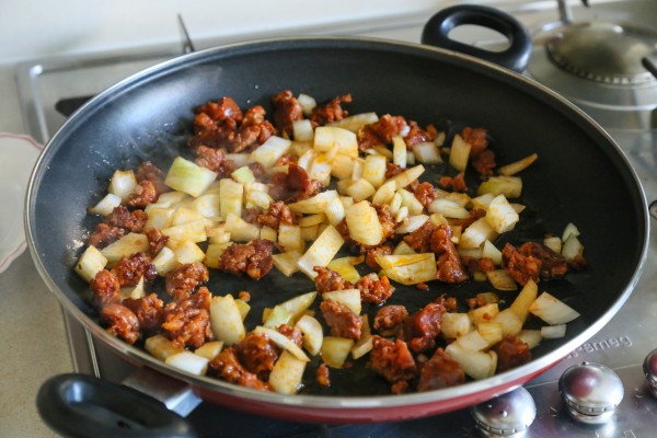 Quinoa chorizo paella | Eat Good 4 Life