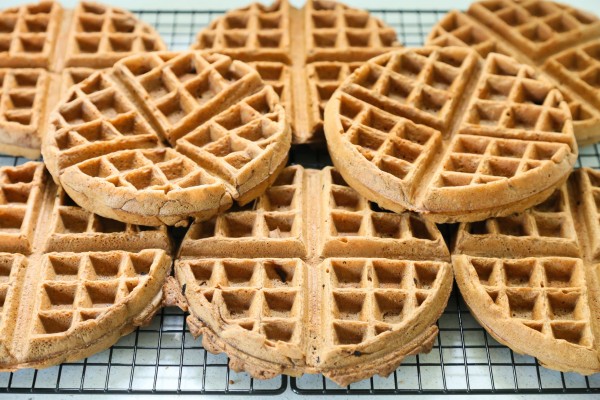 whole wheat chocolate waffles | Eat Good 4 Life