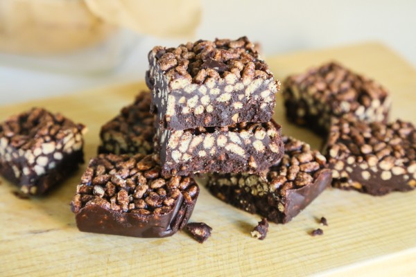 Almond butter chocolate crunch bars | Eat Good 4 Life