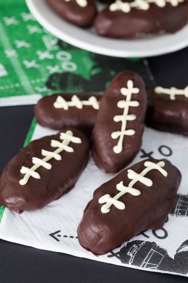 Healthy cookie dough footballs | Eat Good 4 Life