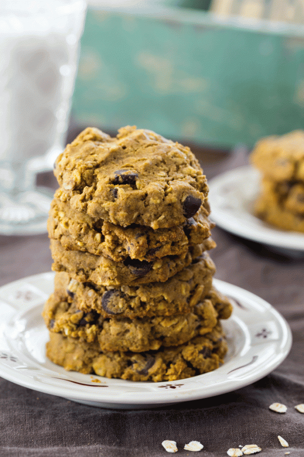 Pumpkin chocolate chip oatmeal cookies | Eat Good 4 Life