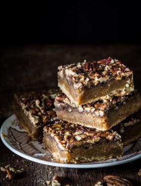 Gluten free bourbon pecan bars | Eat Good 4 Life