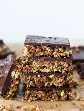 Chocolate goji bars | Eat good 4 life