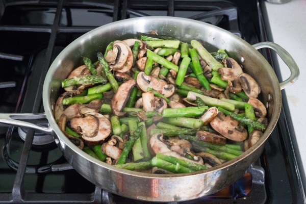 Mushroom asparagus marsala pasta | Eat Good 4 Life