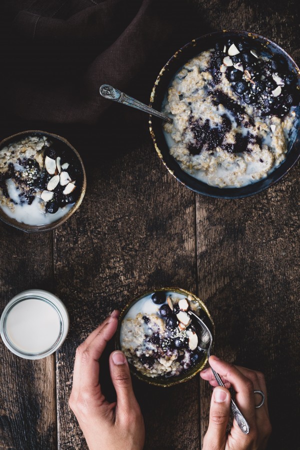 Blueberry almond oatmeal | Eat Good 4 Life