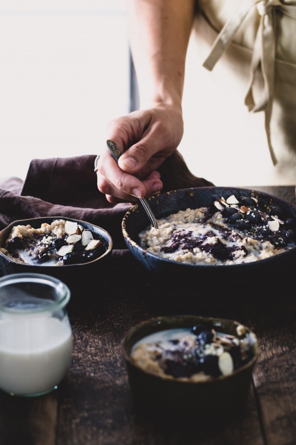 Blueberry almond oatmeal | Eat Good 4 Life