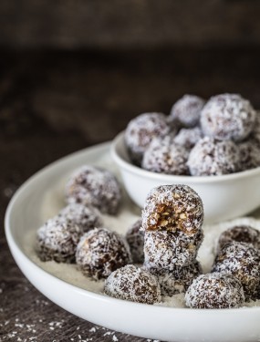 Coconut date bites | Eat Good 4 Life