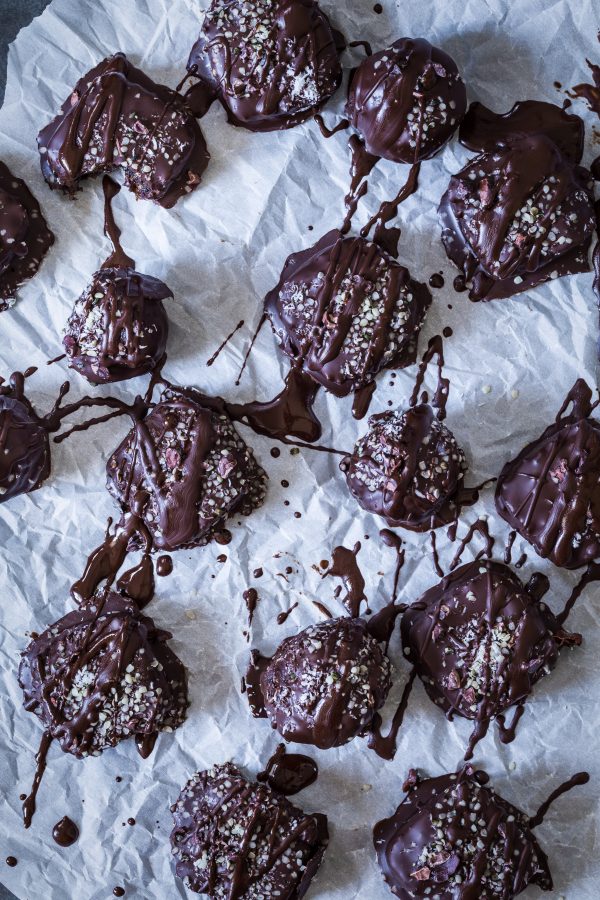 Superfood energy truffles | Eat Good 4 Life