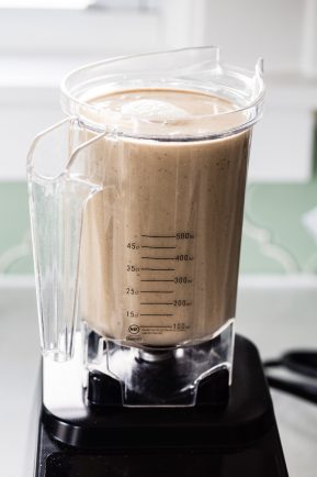 Banana peanut butter smoothie | Eat Good 4 Life