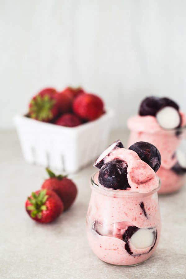 Dairy free banana strawberry ice cream | Eat Good 4 Life