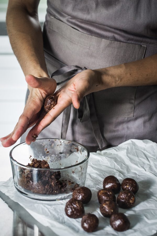 Chocolate protein bites | Eat Good 4 Life